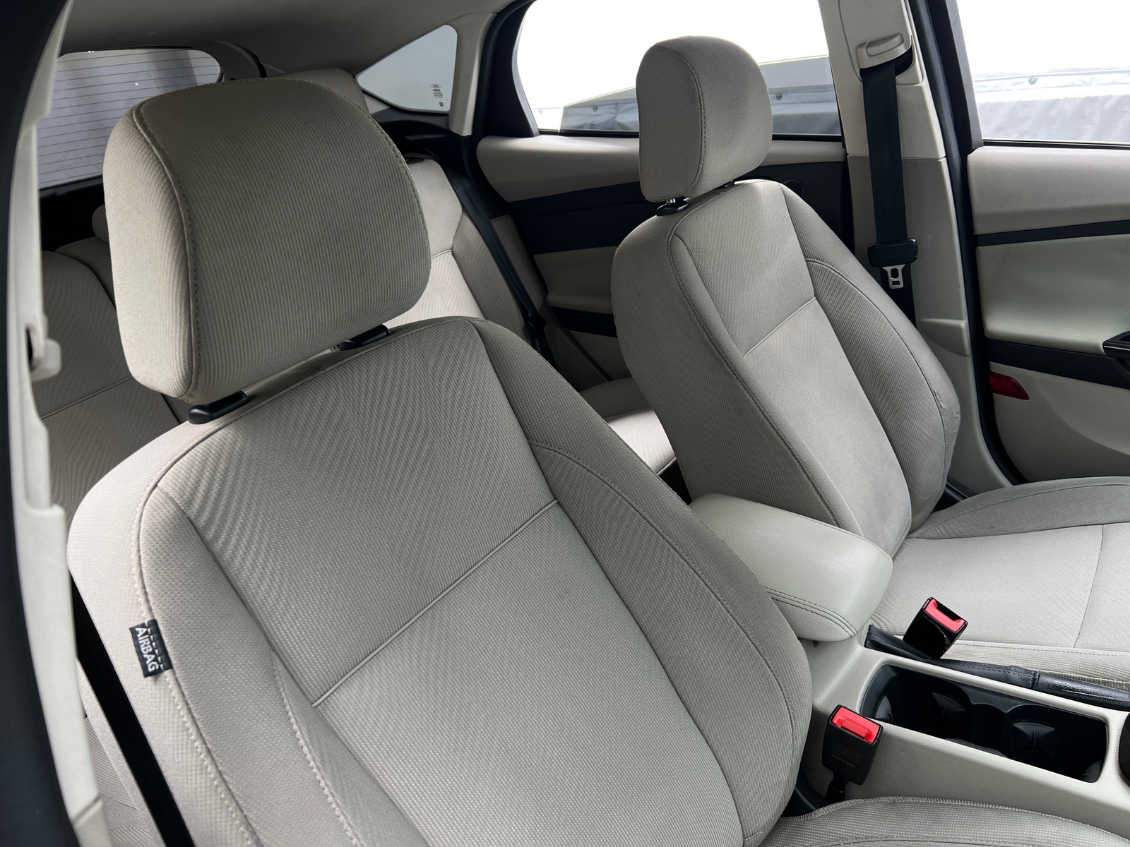 Thumbnail: 2015 Ford Focus - 2