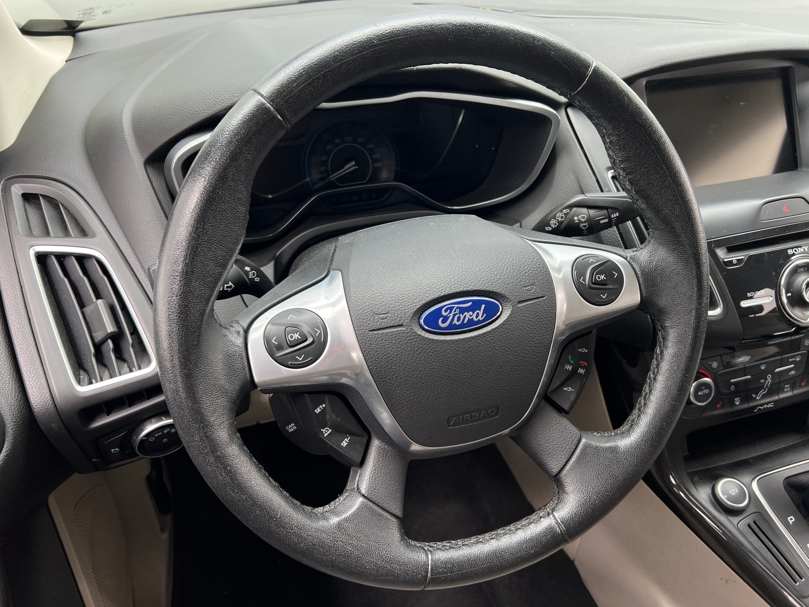 Thumbnail: 2015 Ford Focus - 5