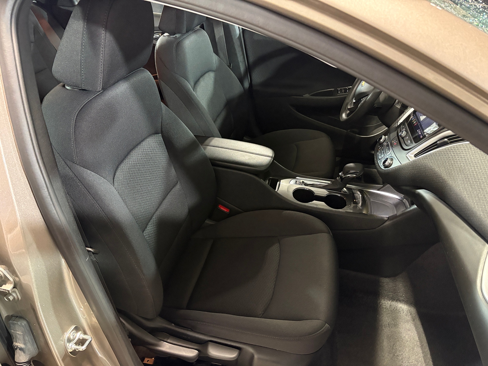 Thumbnail: 2024 Chevrolet Malibu - 2