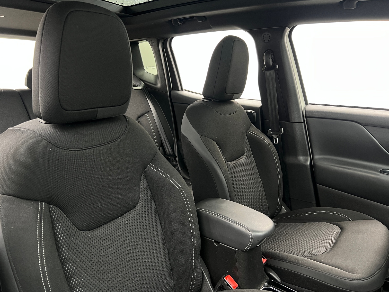 Thumbnail: 2022 Jeep Renegade - 2