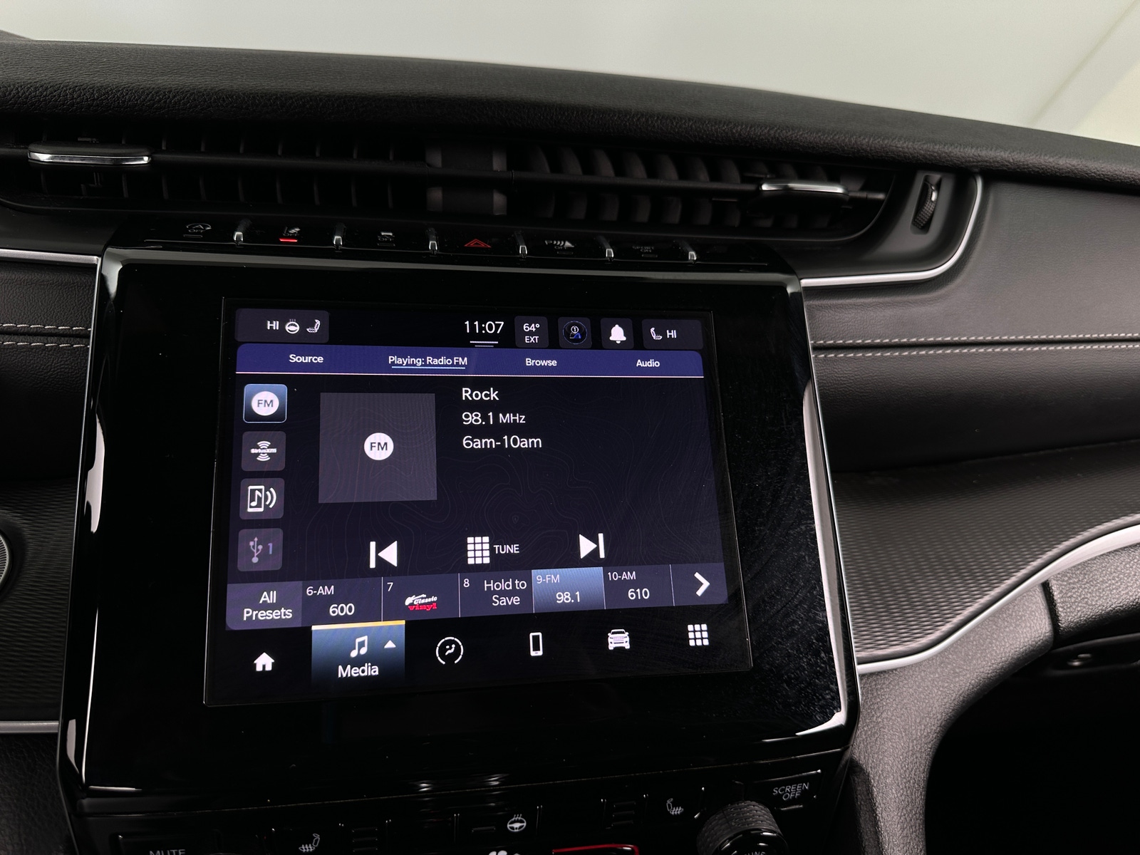 Thumbnail: 2024 Jeep Grand Cherokee L - 3