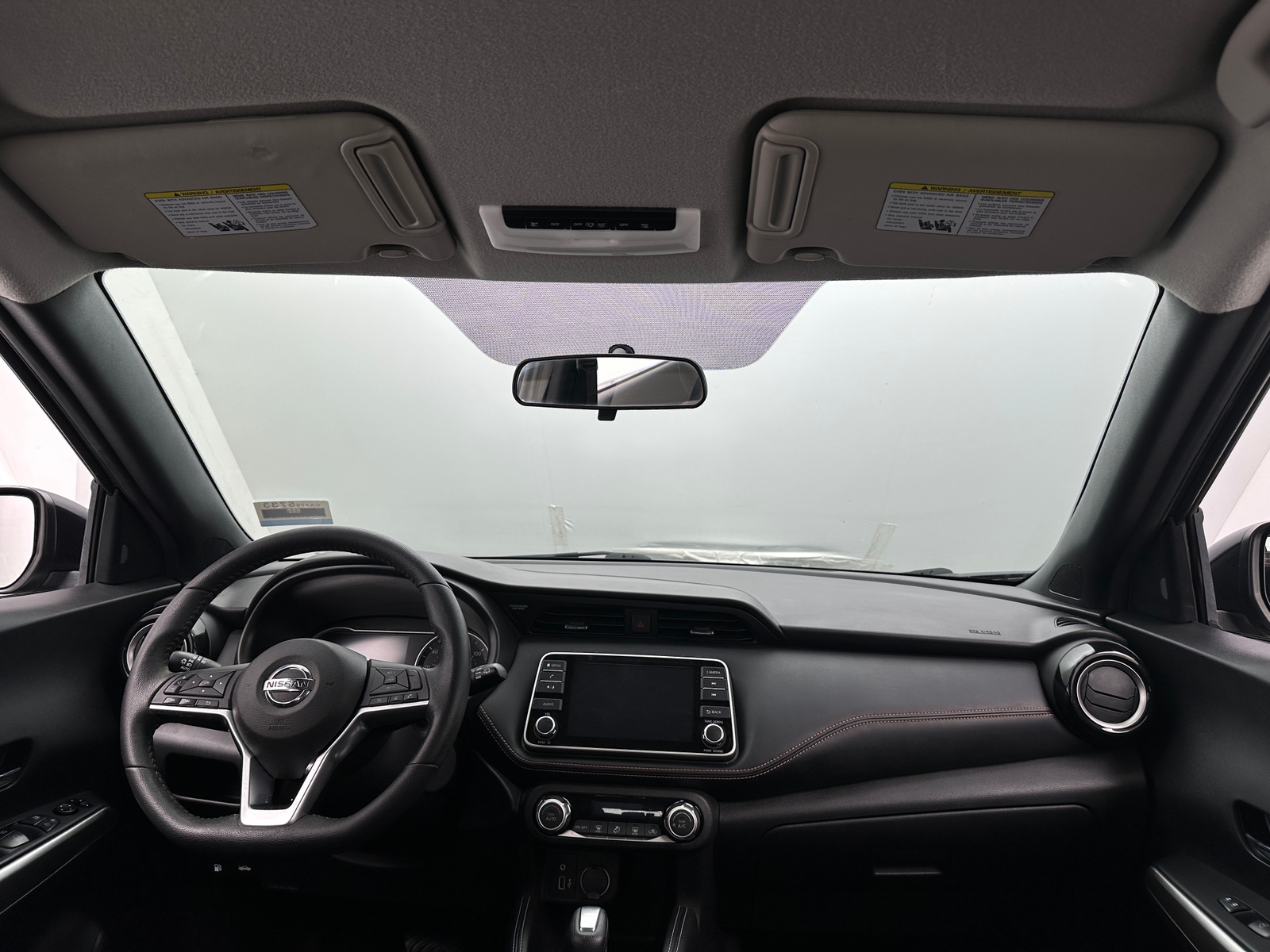 Thumbnail: 2018 Nissan Kicks - 3