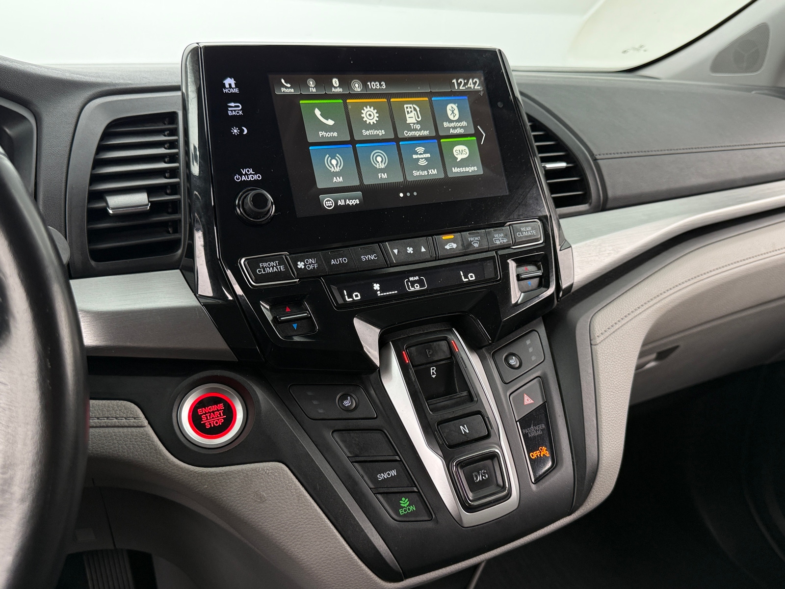 Thumbnail: 2018 Honda Odyssey - 3