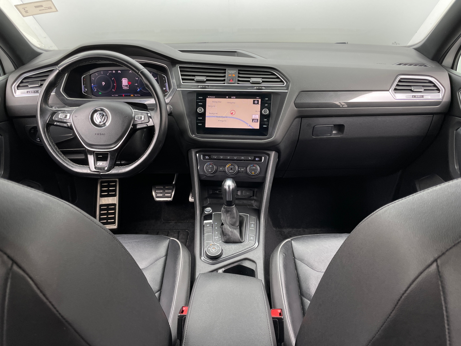 Thumbnail: 2020 Volkswagen Tiguan - 2