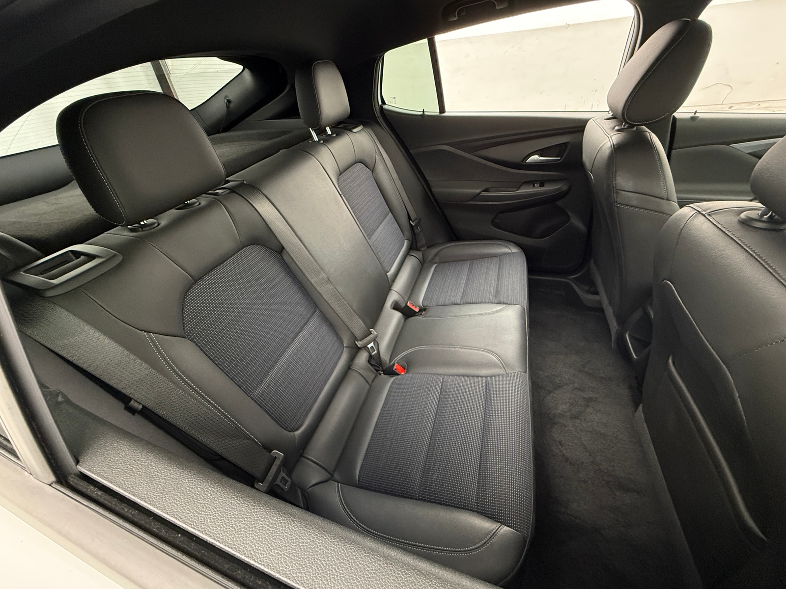 Thumbnail: 2024 Buick Envista - 6