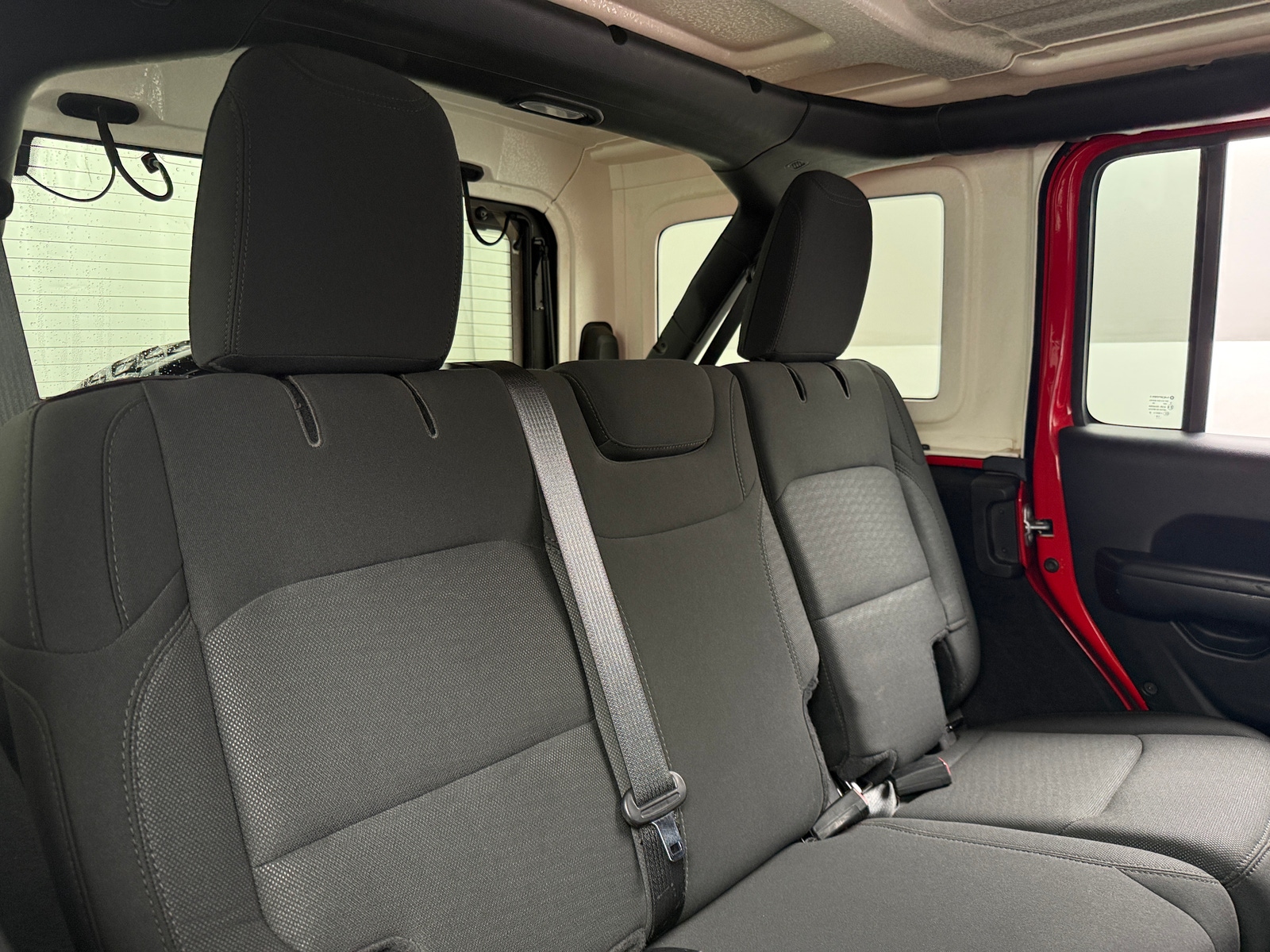 Thumbnail: 2019 Jeep Wrangler - 6