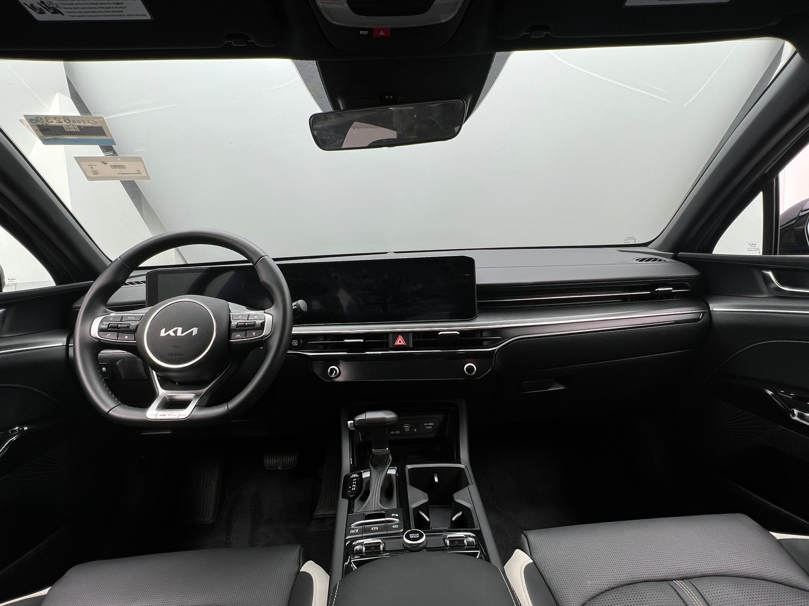 Thumbnail: 2025 Kia K5 - 2