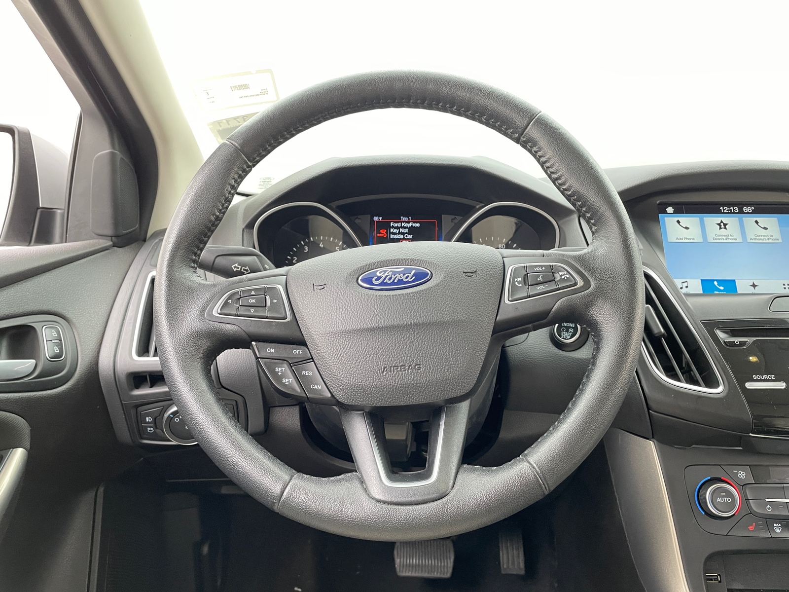 Thumbnail: 2017 Ford Focus - 4