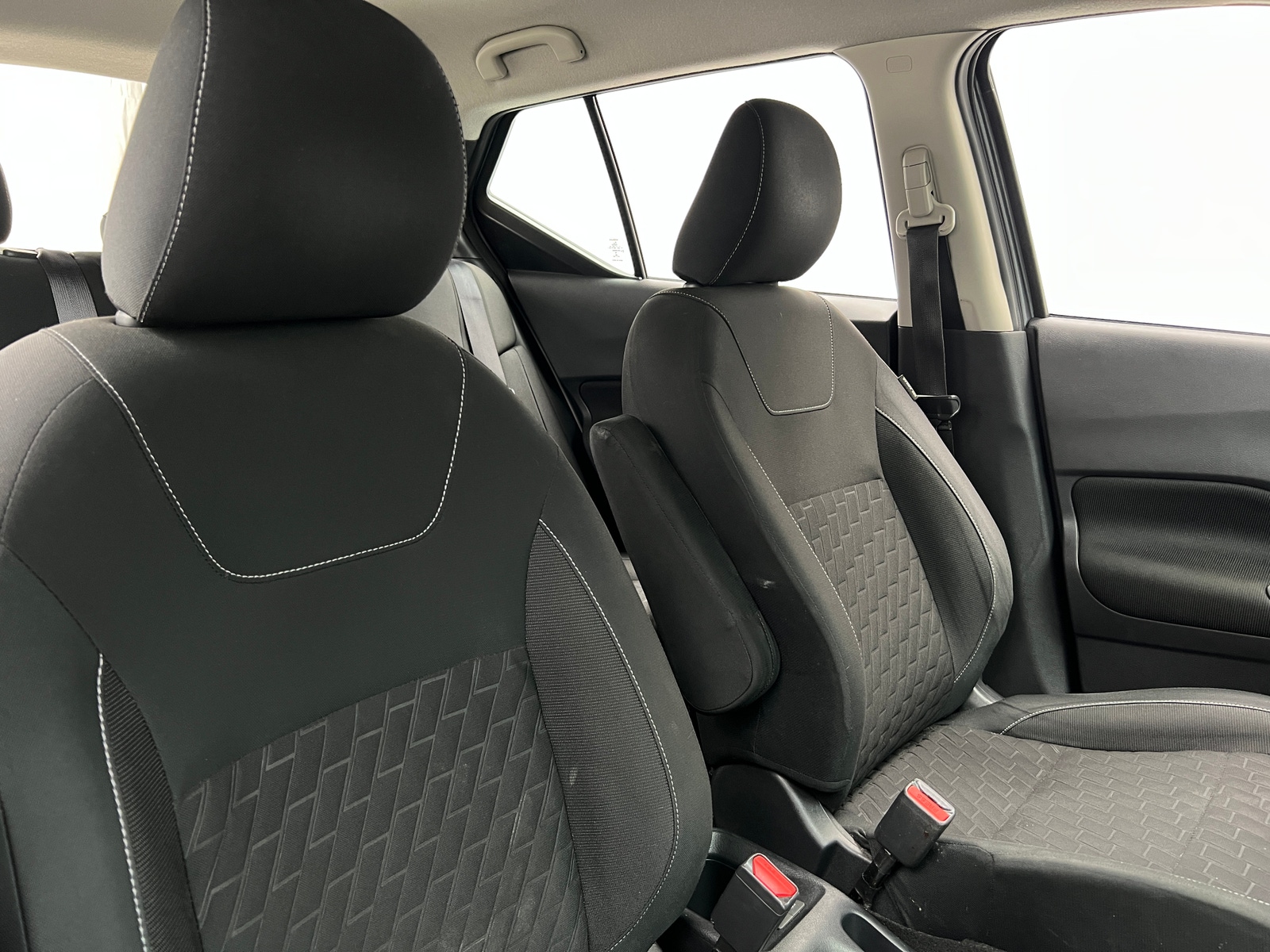 Thumbnail: 2021 Nissan Kicks - 2