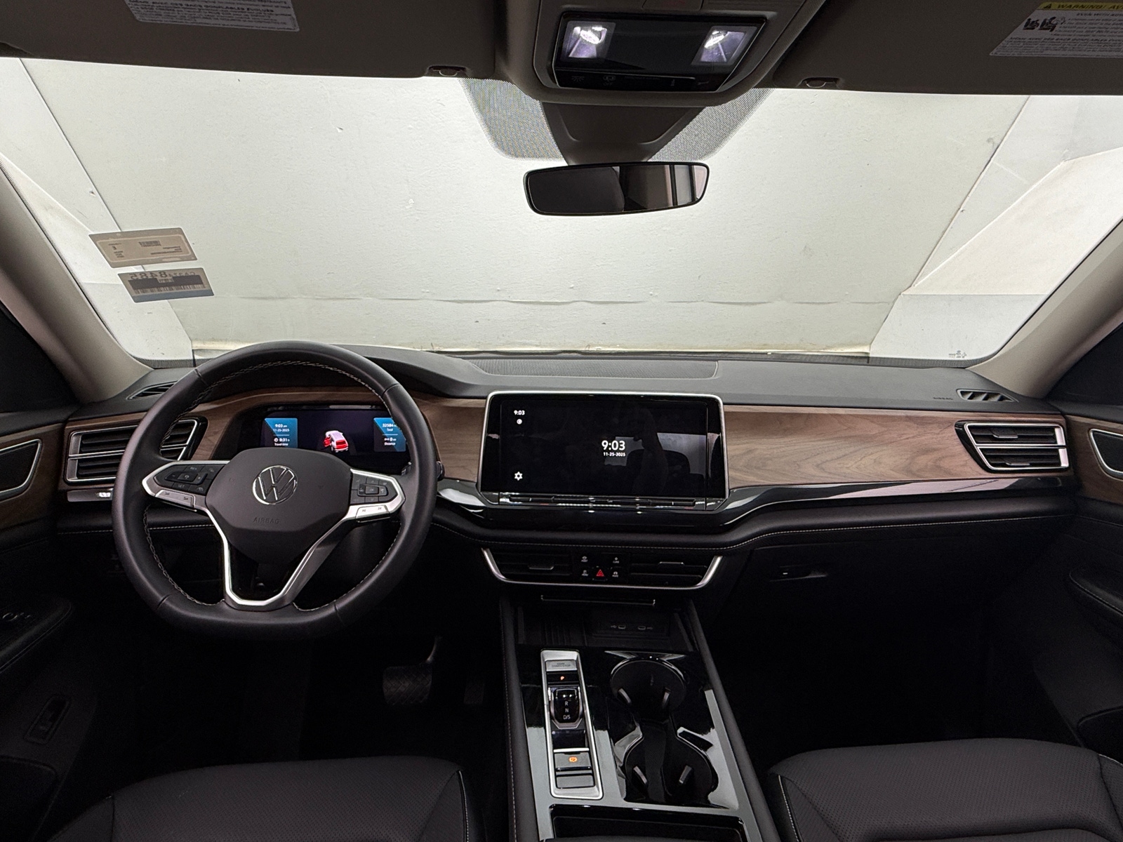 Thumbnail: 2025 Volkswagen Atlas - 2