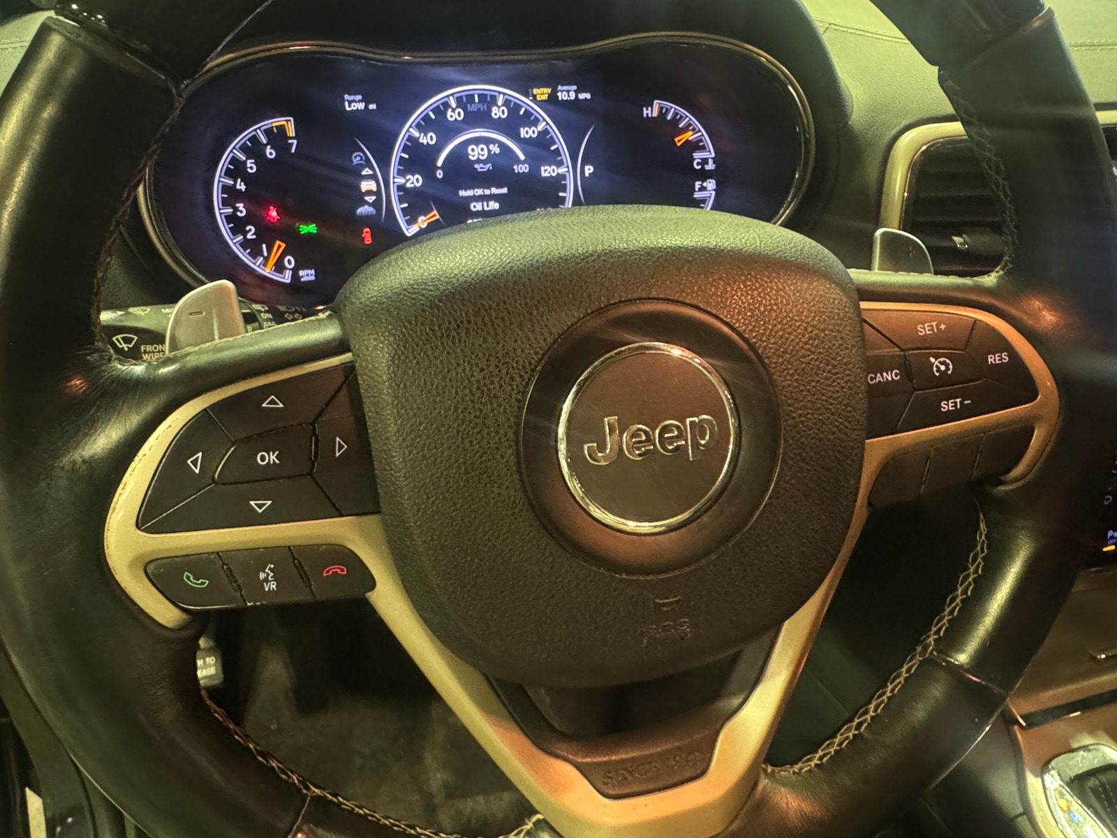 Thumbnail: 2017 Jeep Grand Cherokee - 4