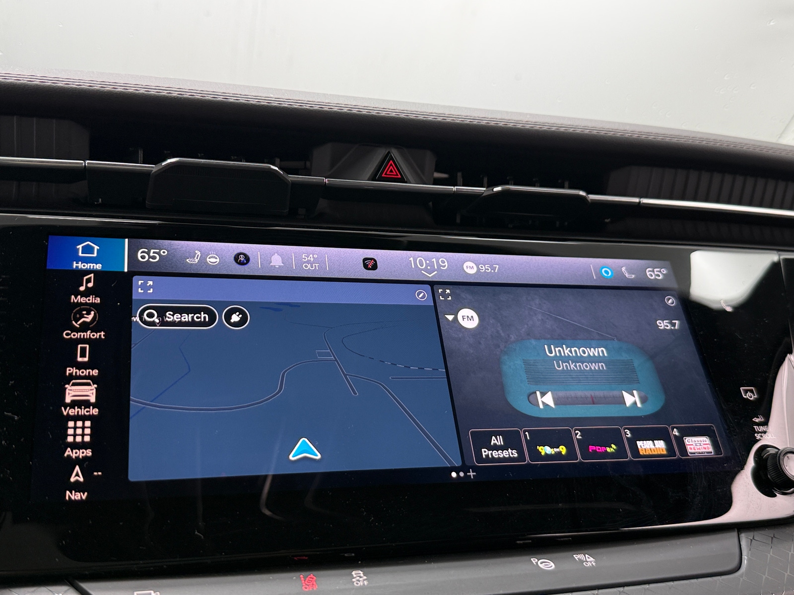 Thumbnail: 2025 Jeep Wagoneer S - 4