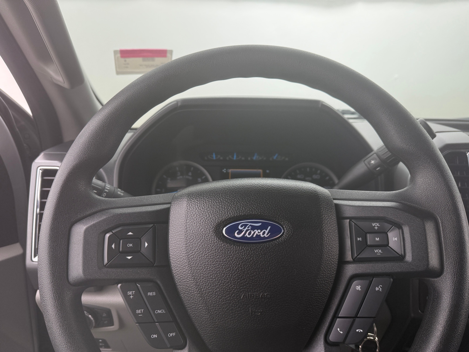 Thumbnail: 2017 Ford Econoline - 5