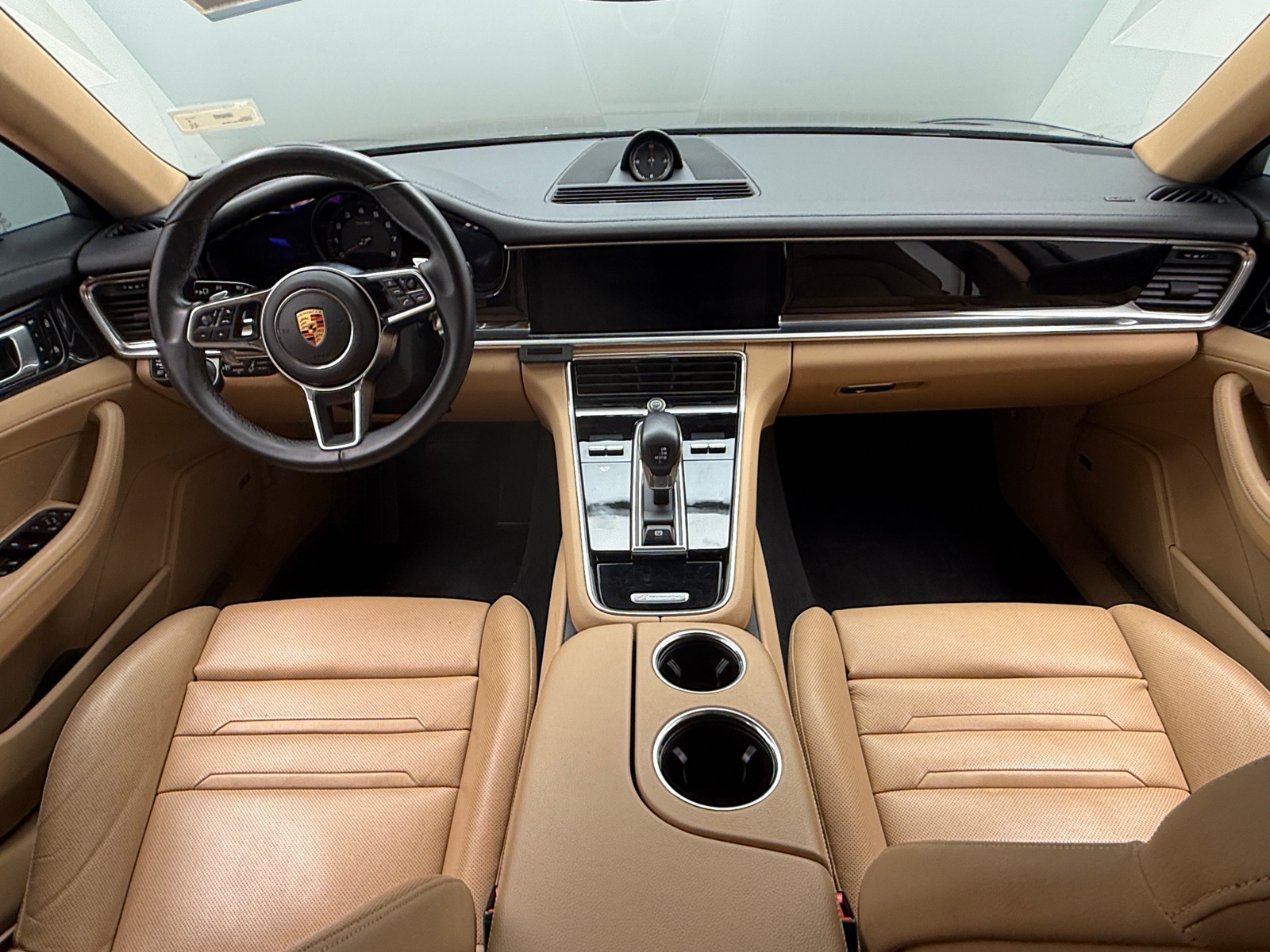 Thumbnail: 2019 Porsche Panamera - 2