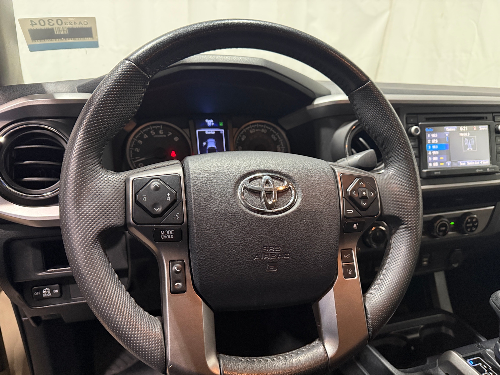 Thumbnail: 2018 Toyota Tacoma - 5