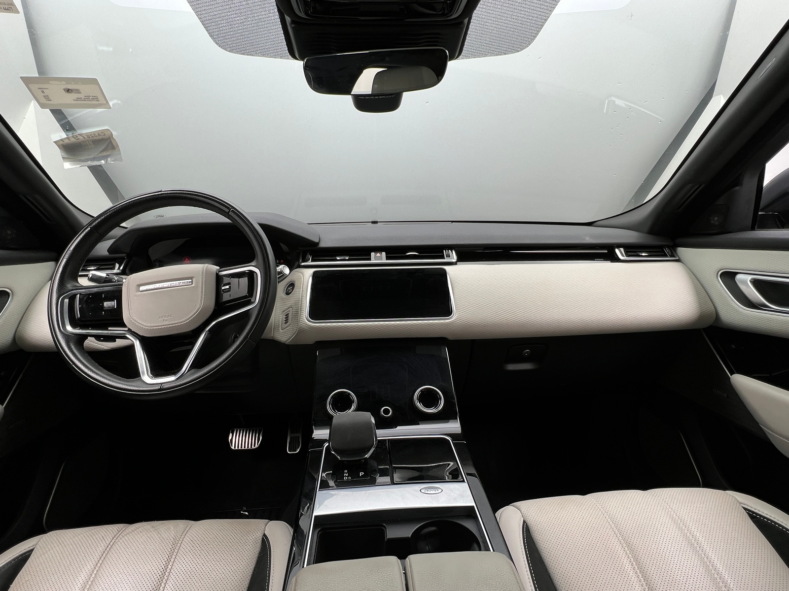 Thumbnail: 2021 Land Rover Range Rover Velar - 2