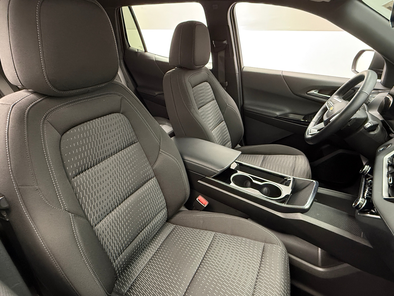 Thumbnail: 2025 Chevrolet Equinox - 2