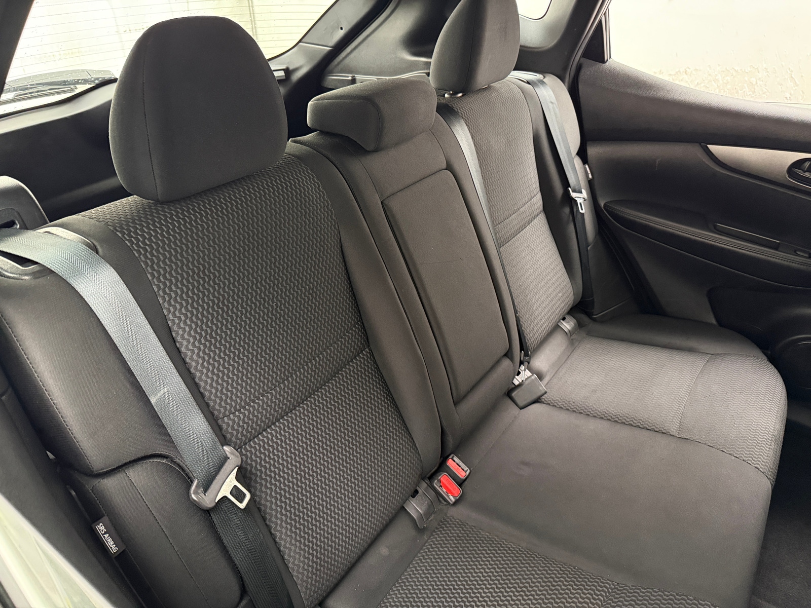 Thumbnail: 2020 Nissan Rogue Sport - 6