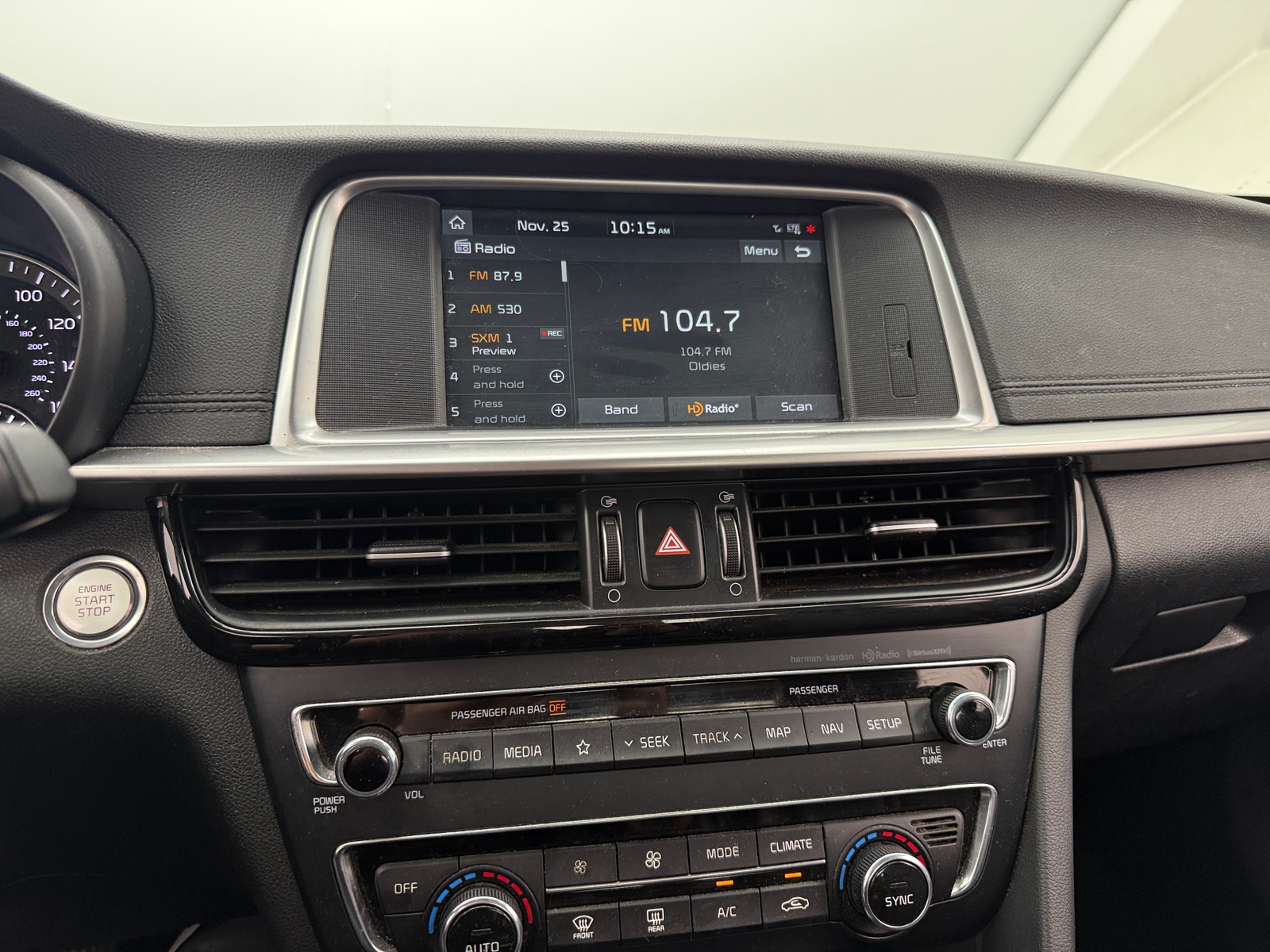 Thumbnail: 2019 Kia Optima - 3