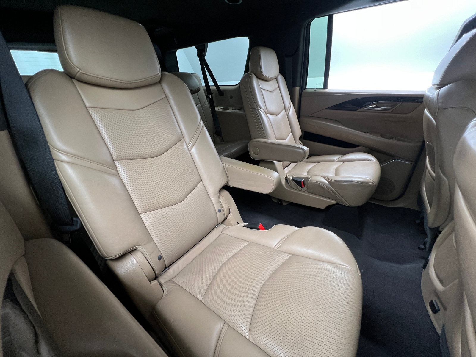 Thumbnail: 2020 Cadillac Escalade - 6