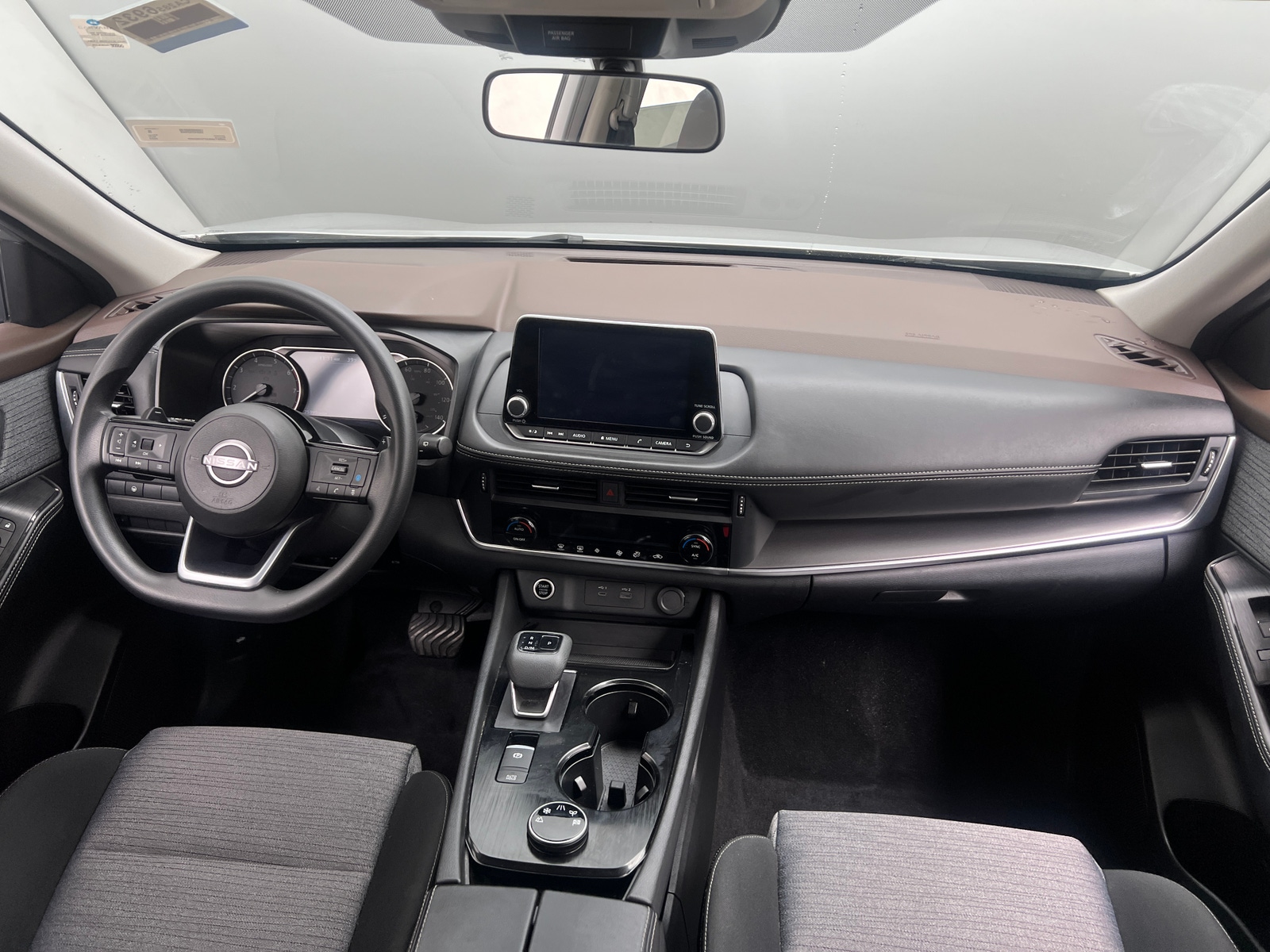 Thumbnail: 2023 Nissan Rogue - 3