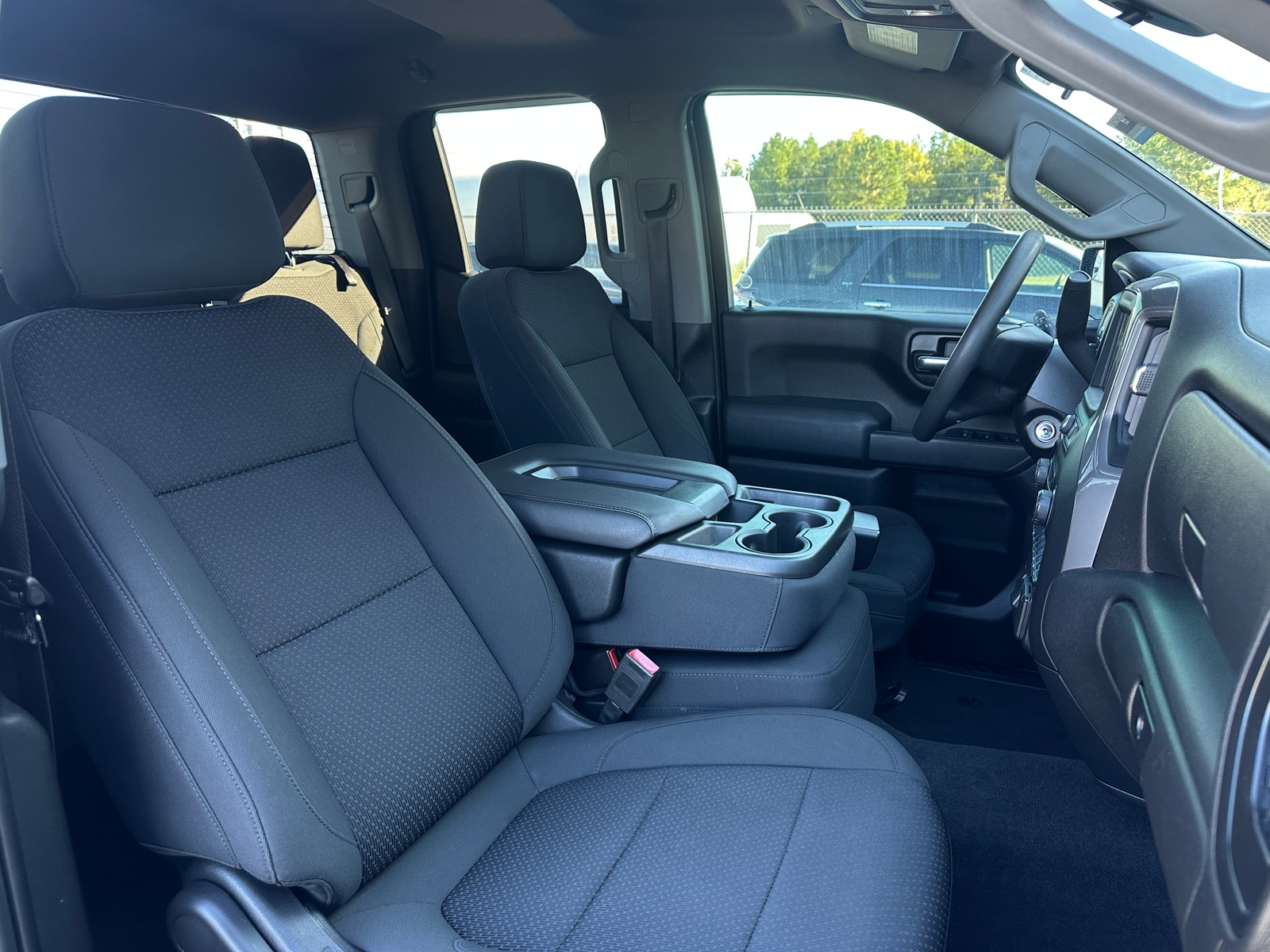 Thumbnail: 2020 Chevrolet Silverado 1500 - 2