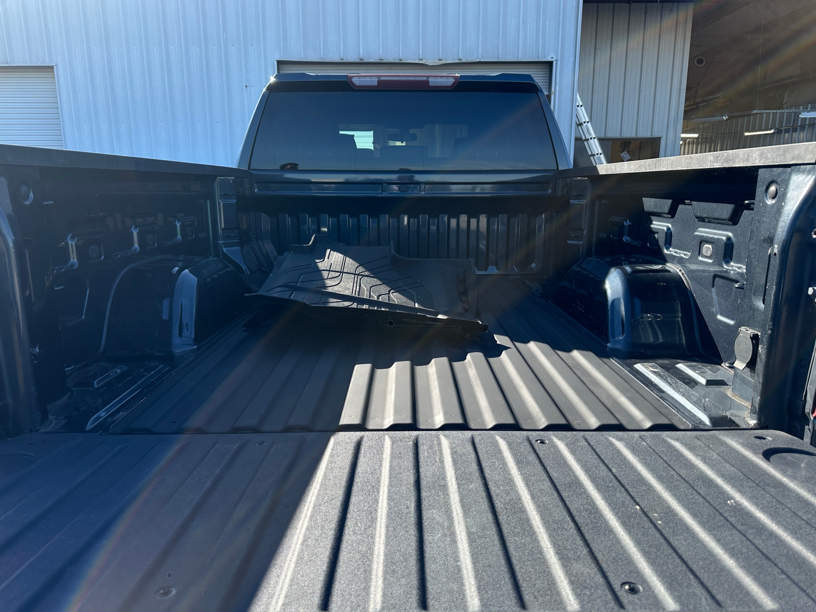 Thumbnail: 2020 Chevrolet Silverado 1500 - 7