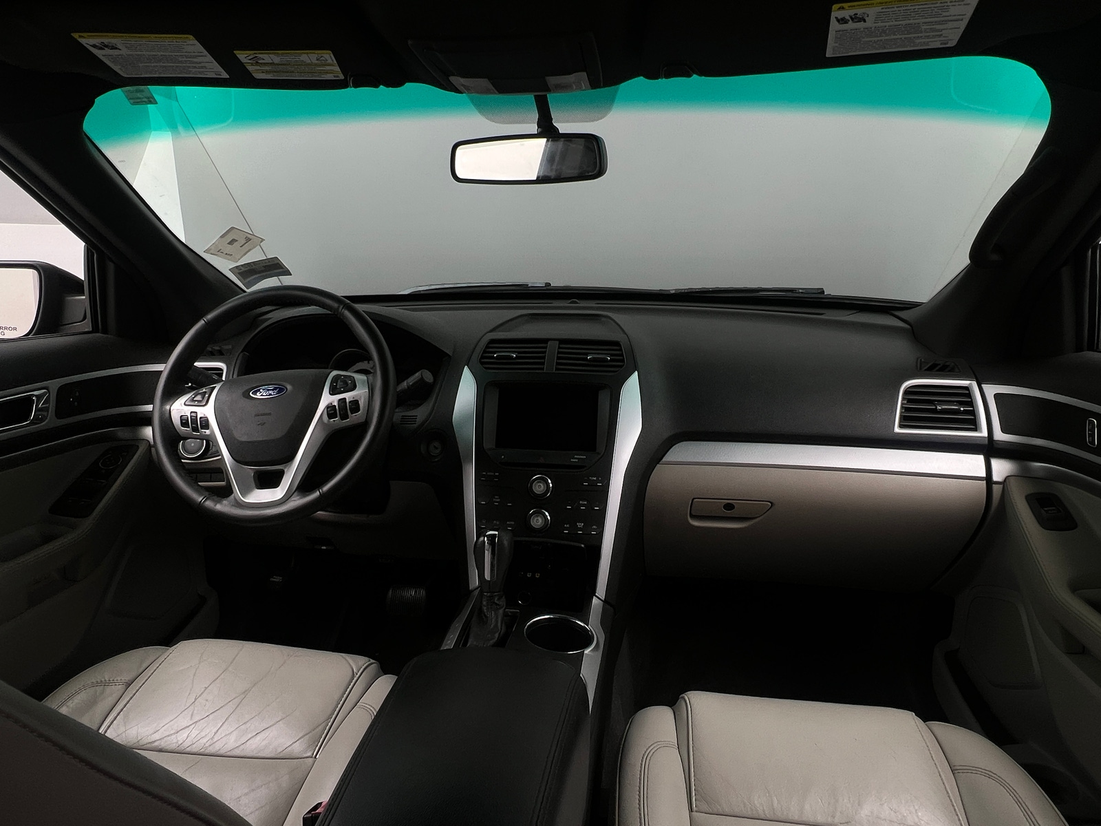 Thumbnail: 2011 Ford Explorer - 3