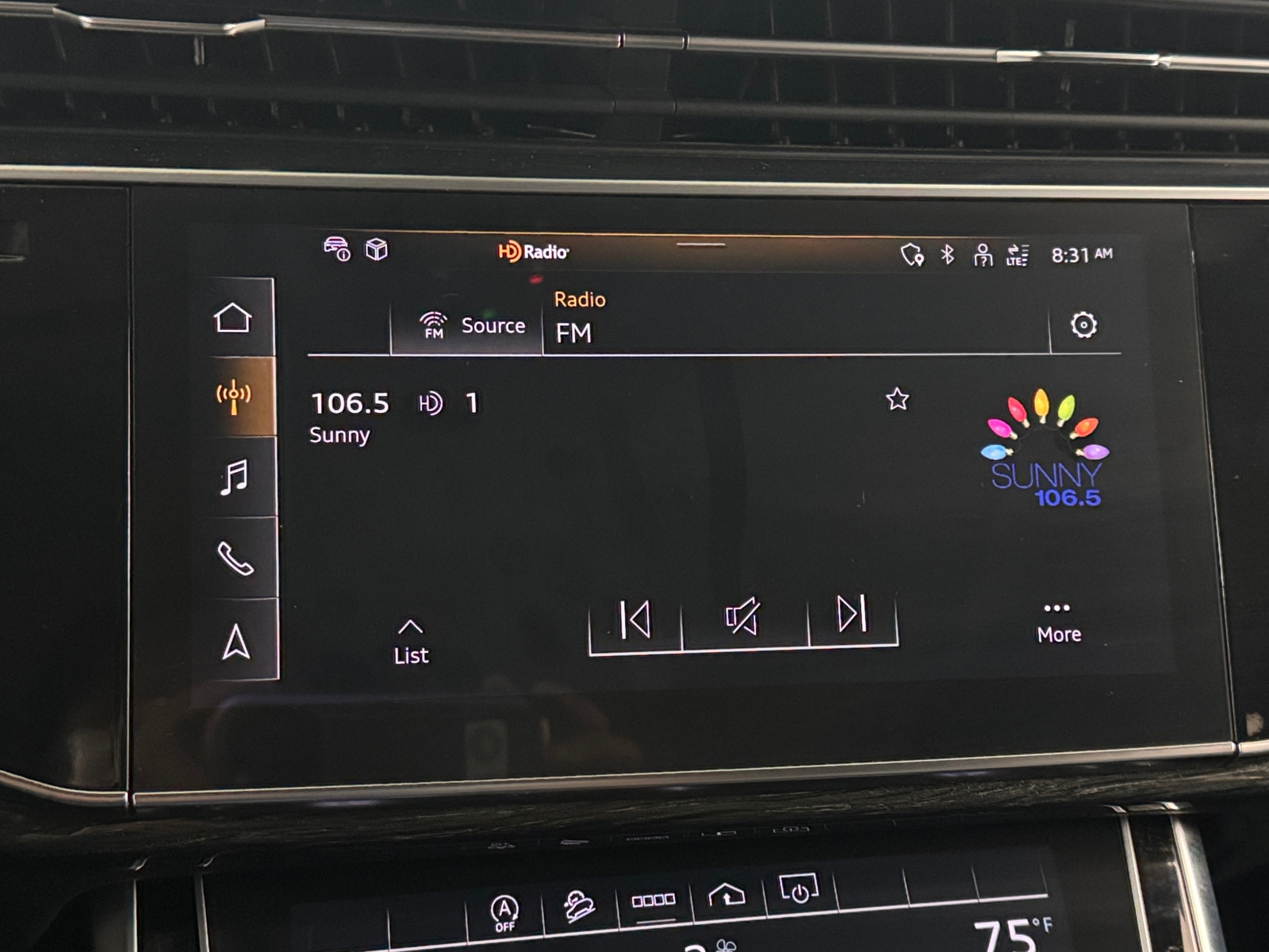 Thumbnail: 2023 Audi Q7 - 3