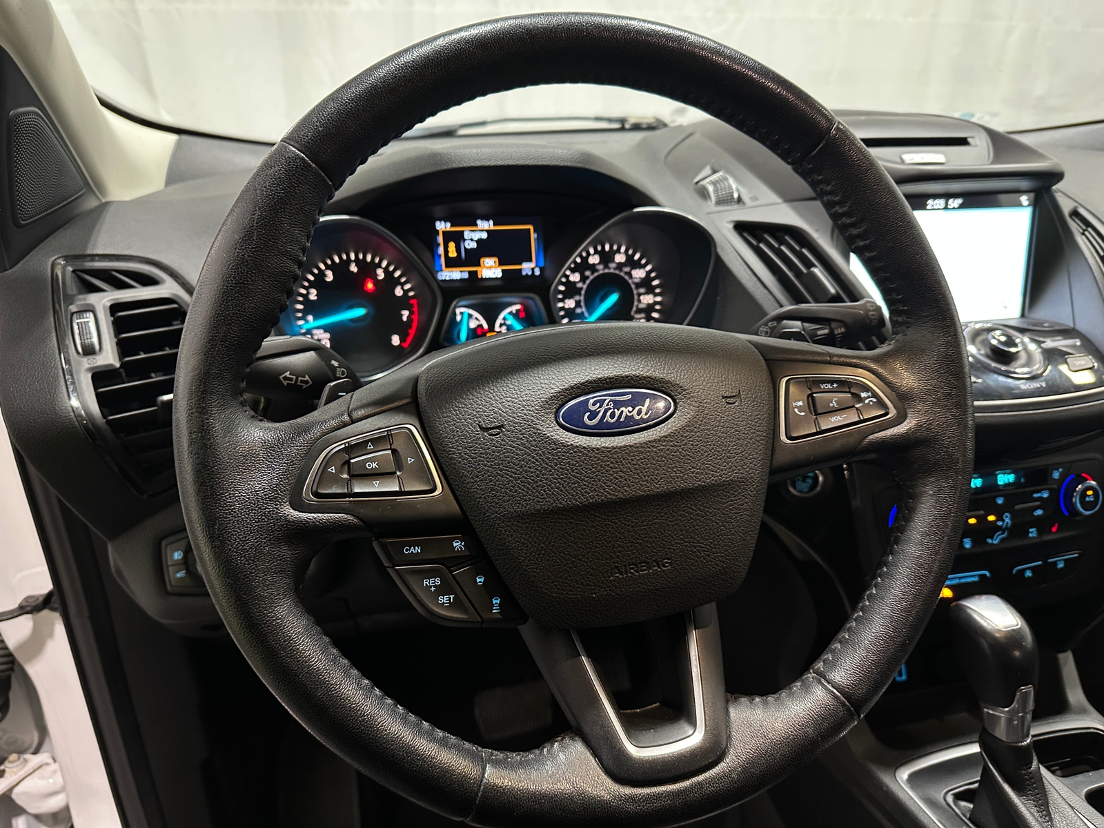 Thumbnail: 2017 Ford Escape - 4