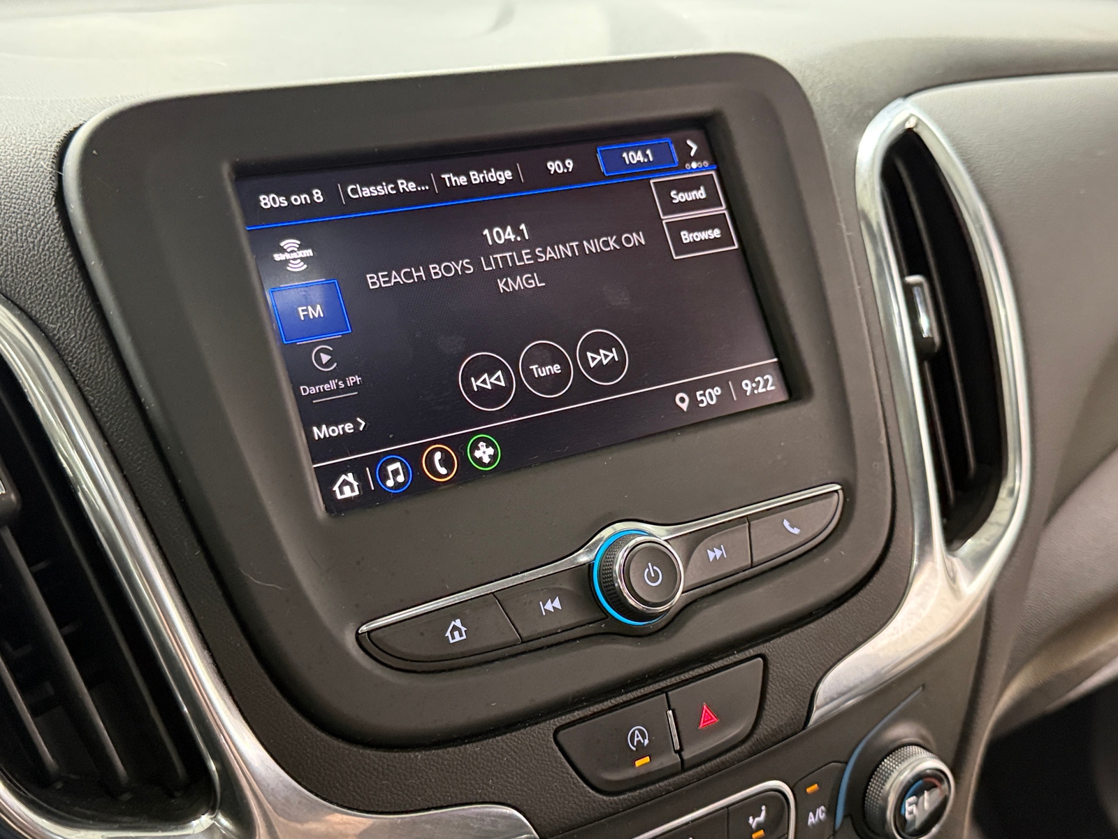 Thumbnail: 2022 Chevrolet Equinox - 4