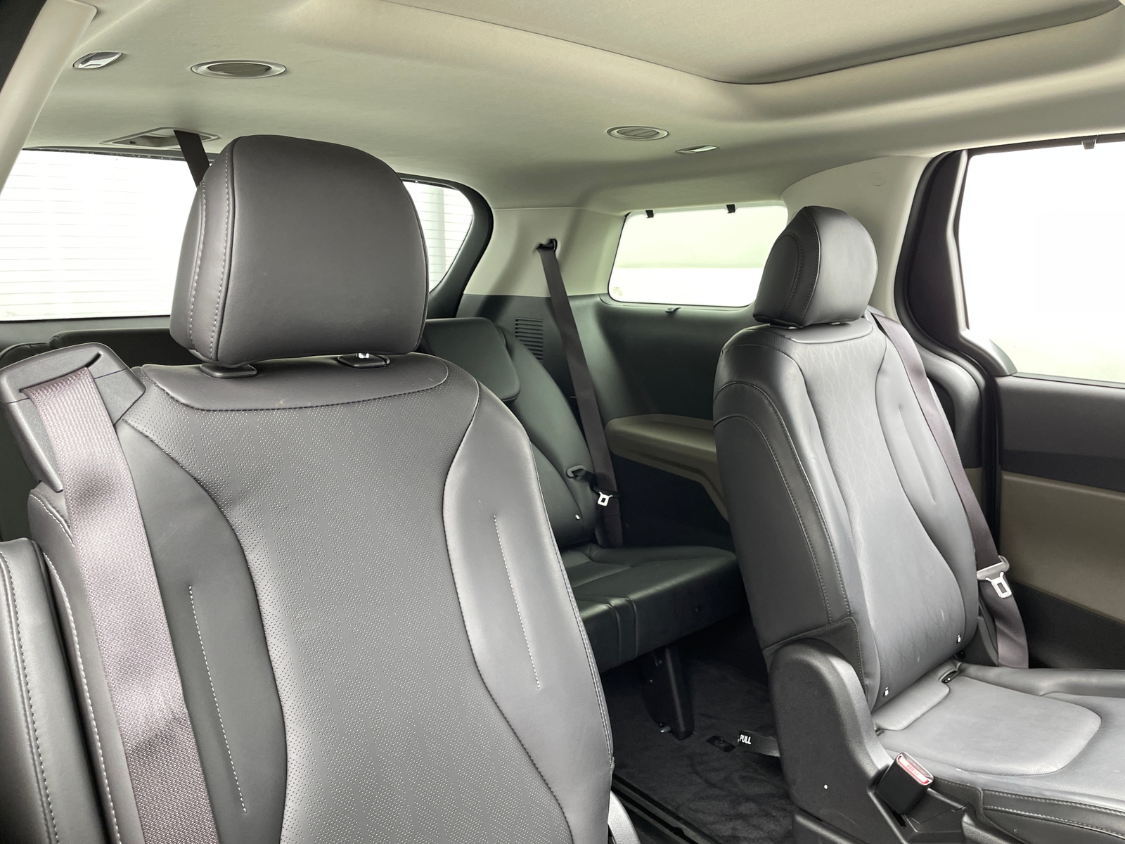 Thumbnail: 2025 Kia Carnival - 5