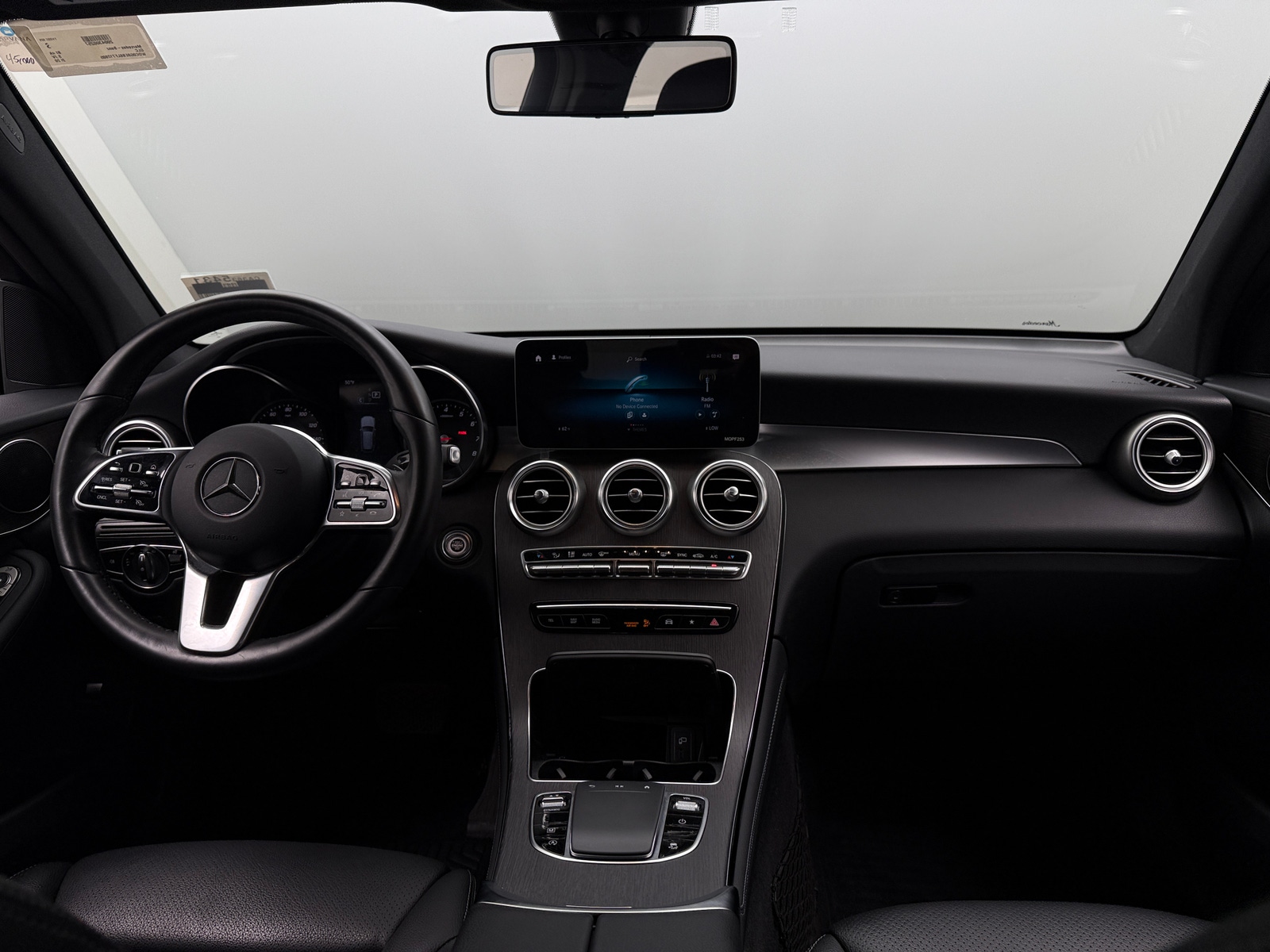 Thumbnail: 2020 Mercedes-Benz GLC - 2