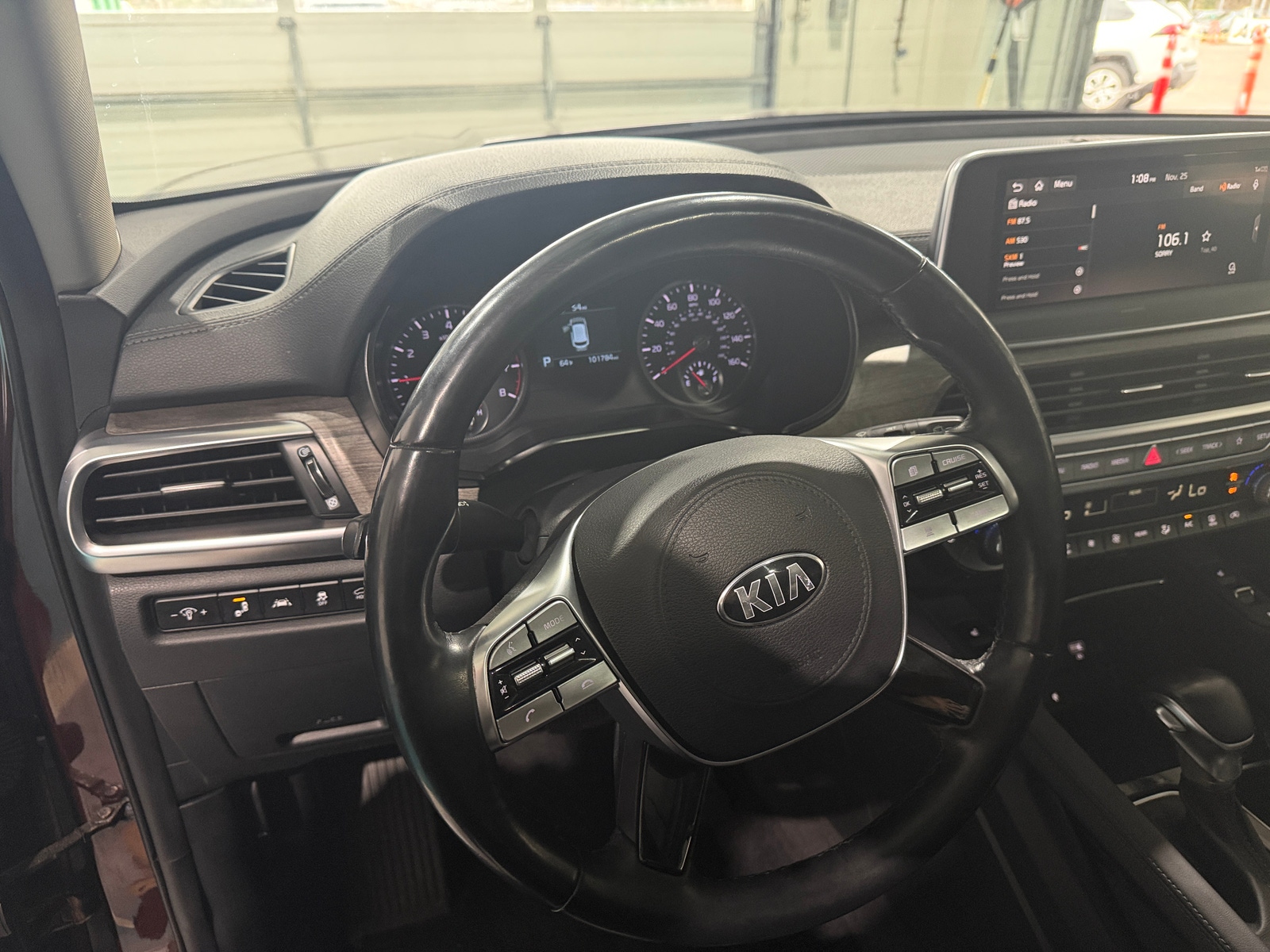 Thumbnail: 2020 Kia Telluride - 4