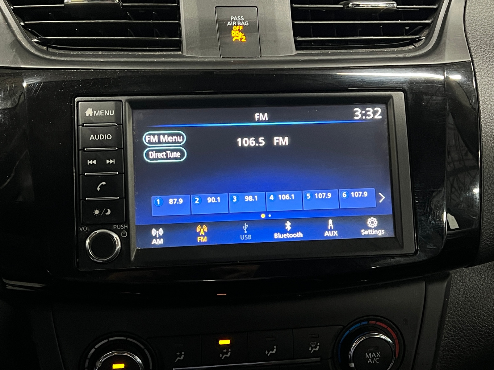 Thumbnail: 2019 Nissan Sentra - 4