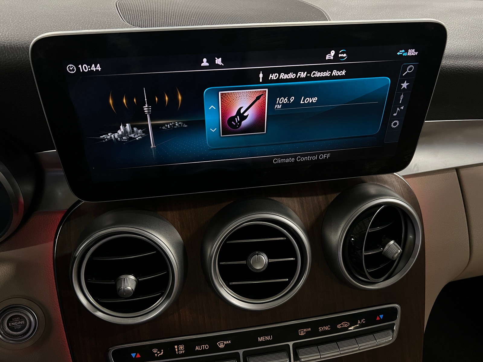 Thumbnail: 2021 Mercedes-Benz C-Class - 3