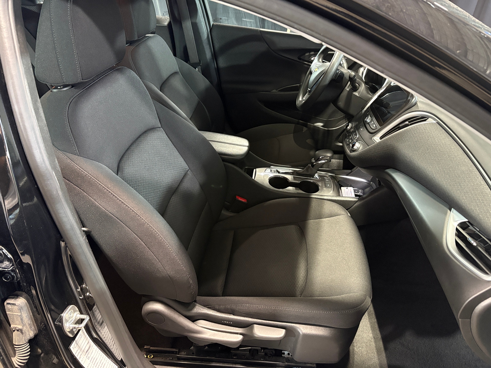 Thumbnail: 2024 Chevrolet Malibu - 2