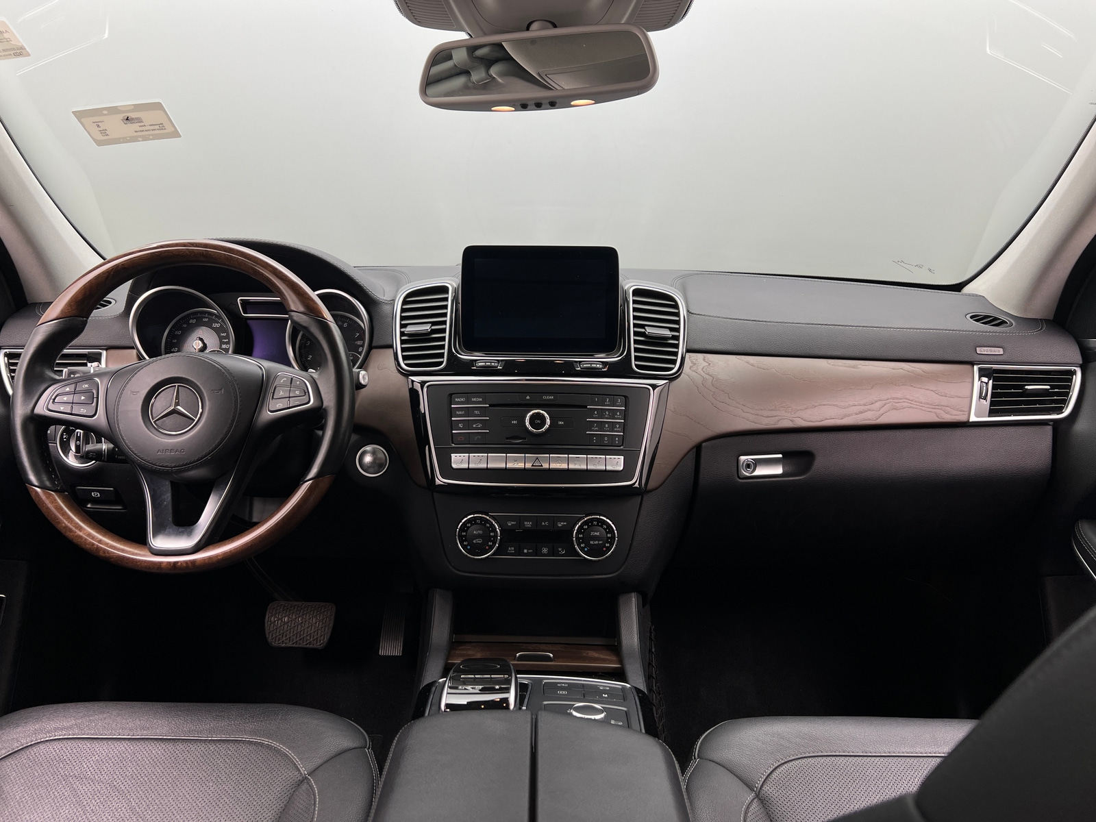 Thumbnail: 2017 Mercedes-Benz GLS - 2