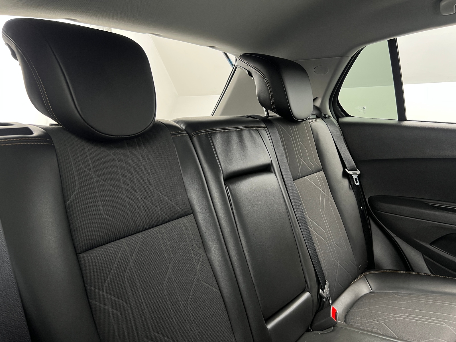 Thumbnail: 2018 Chevrolet Trax - 6