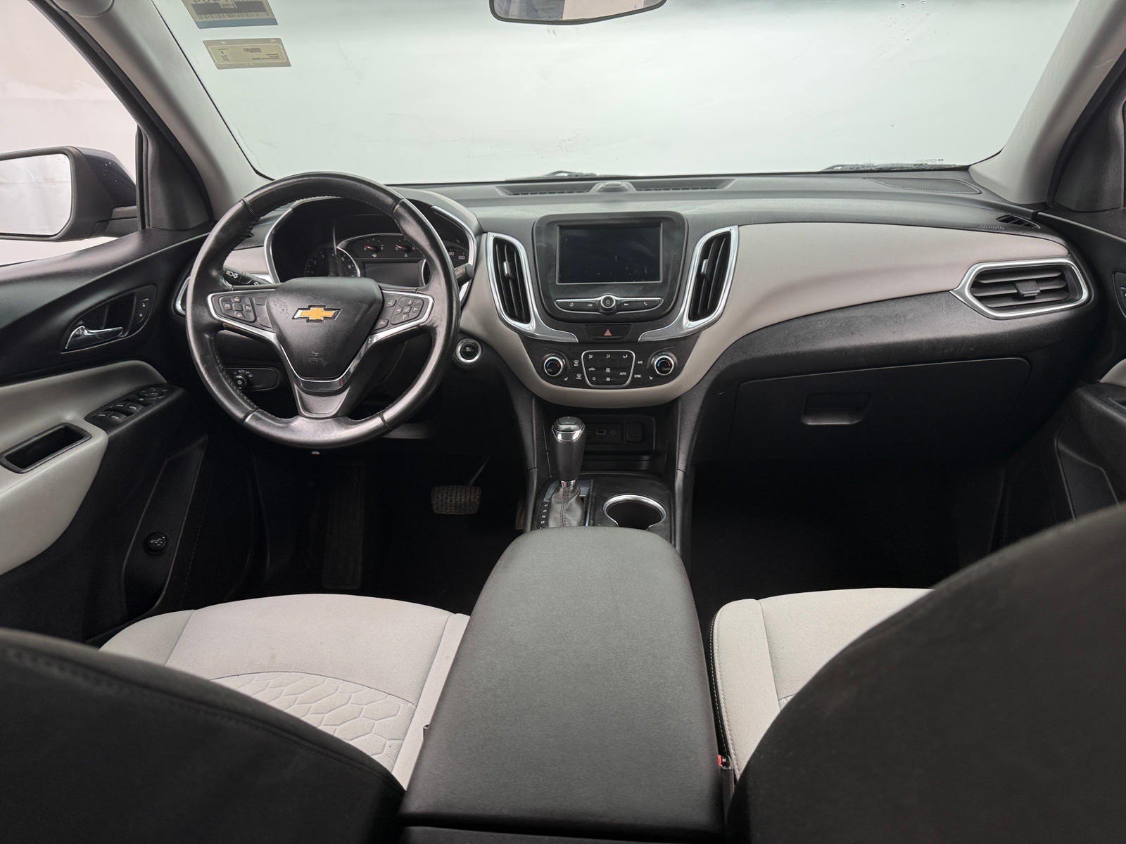Thumbnail: 2019 Chevrolet Equinox - 3