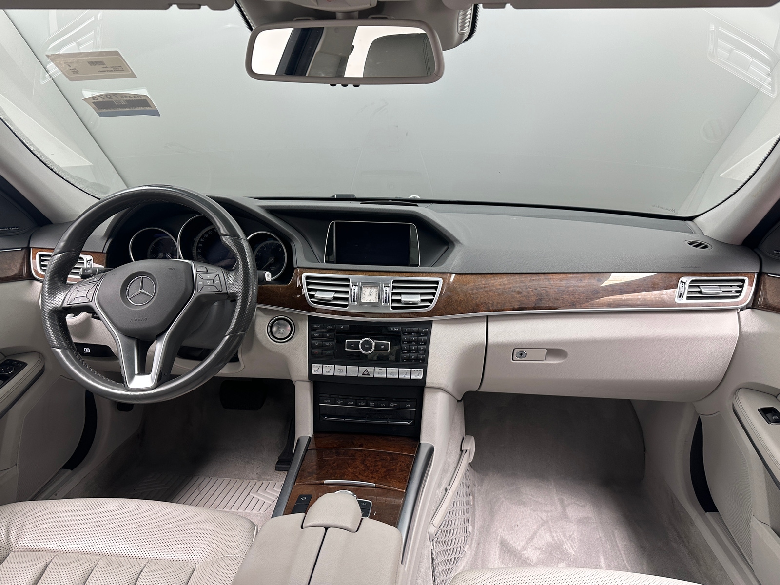 Thumbnail: 2015 Mercedes-Benz E-Class - 2