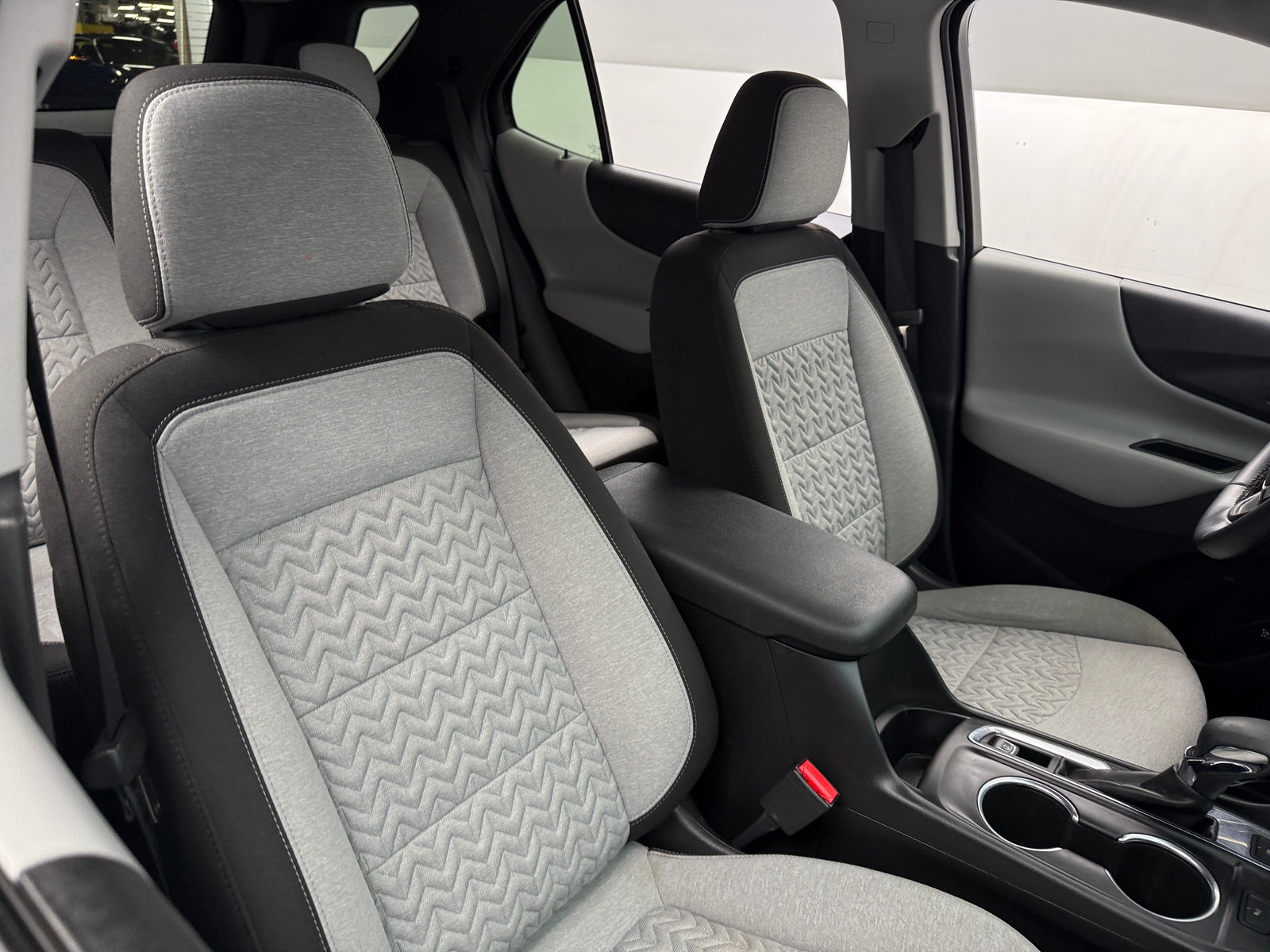 Thumbnail: 2023 Chevrolet Equinox - 2