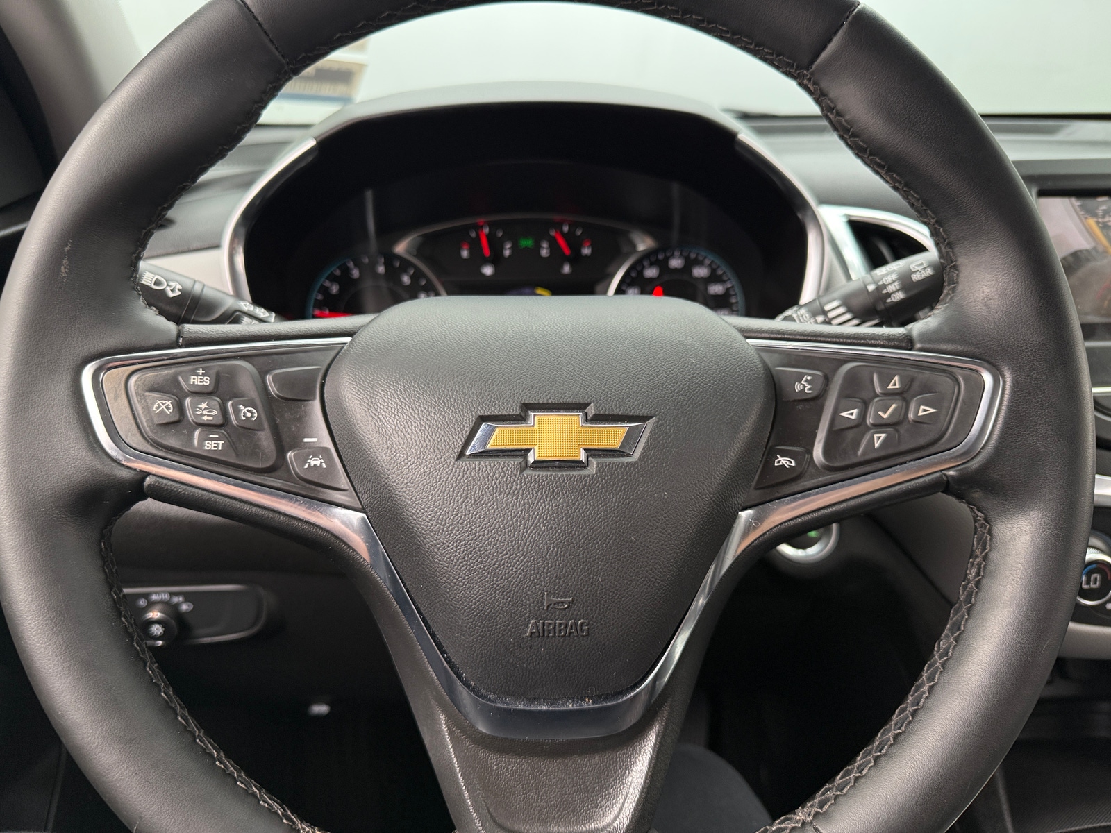 Thumbnail: 2023 Chevrolet Equinox - 5