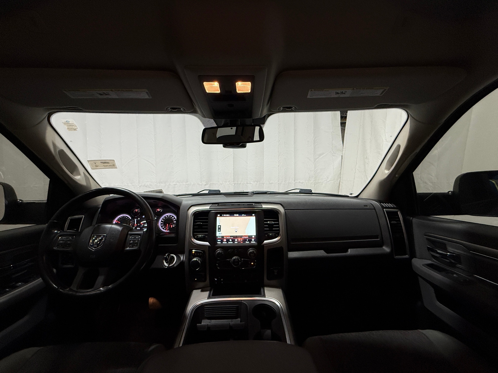 Thumbnail: 2020 RAM 1500 Classic - 3