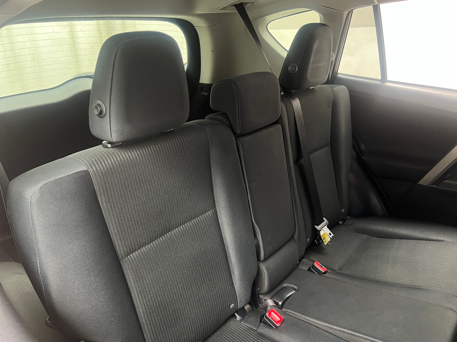 Thumbnail: 2015 Toyota RAV4 - 6