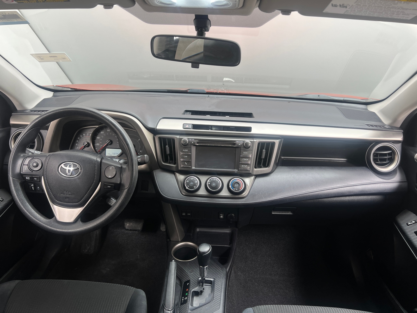 Thumbnail: 2015 Toyota RAV4 - 3