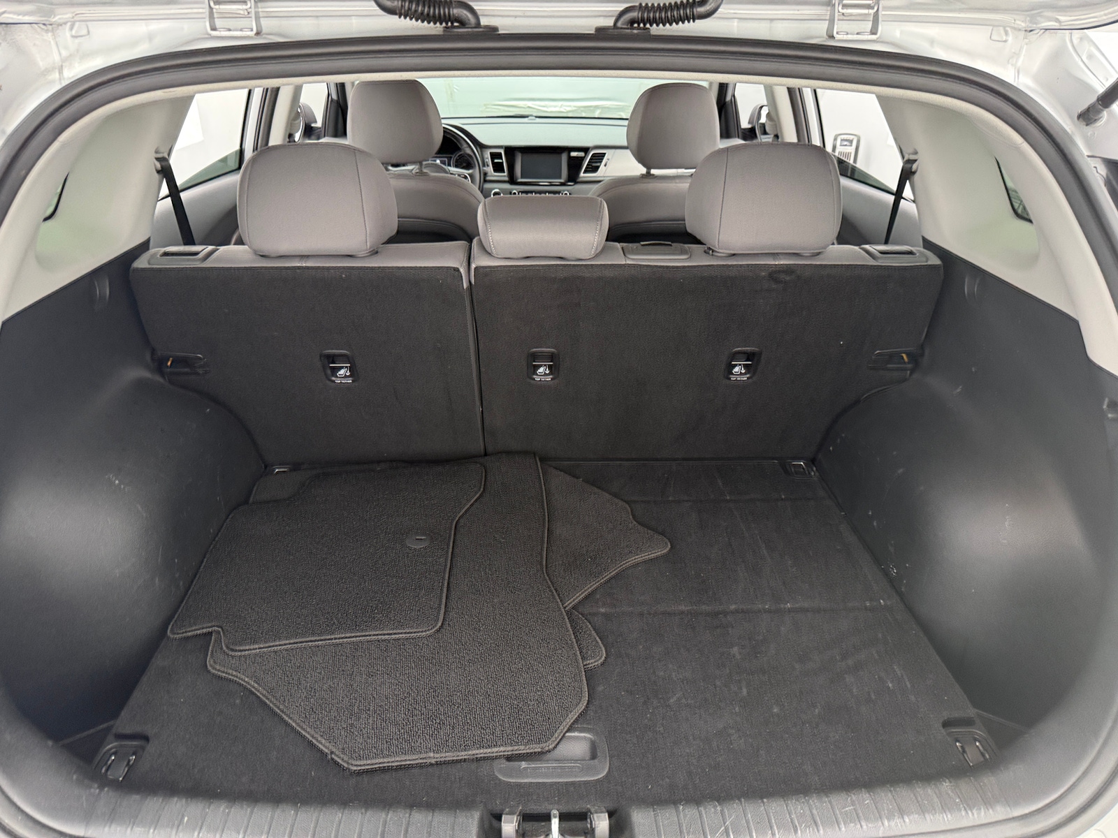 Thumbnail: 2018 Kia Niro - 7