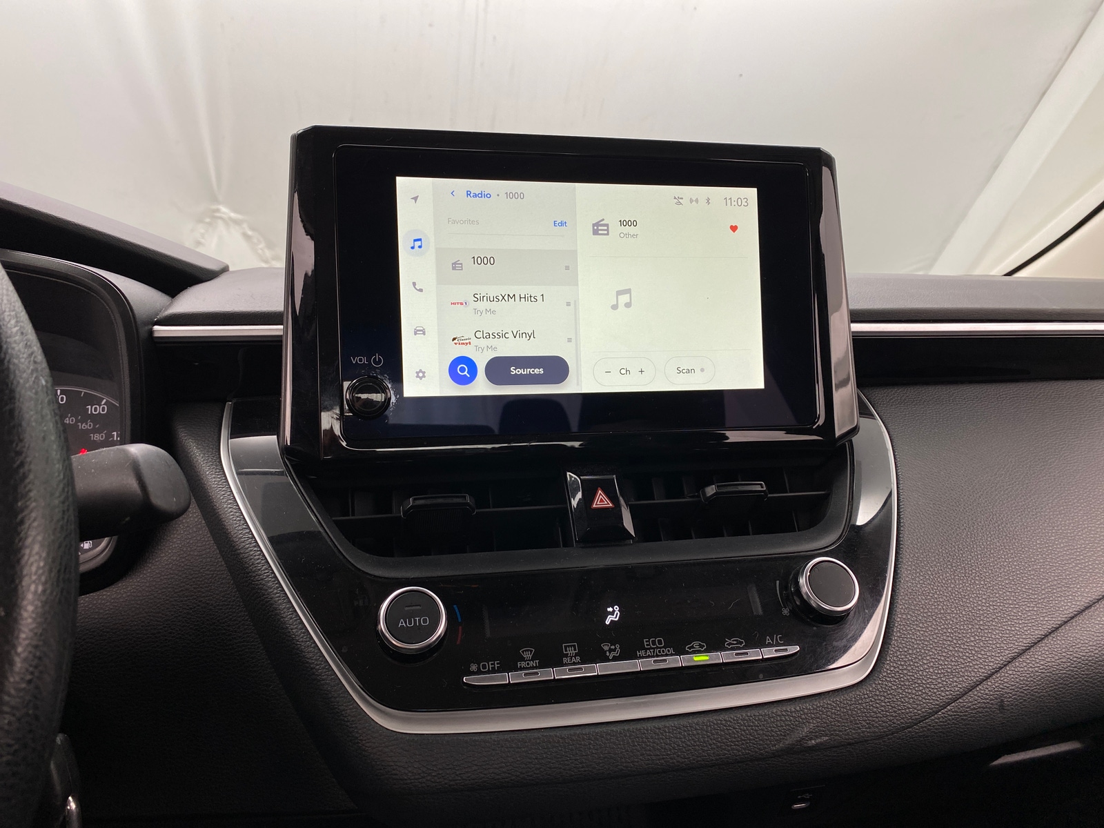 Thumbnail: 2023 Toyota Corolla - 4