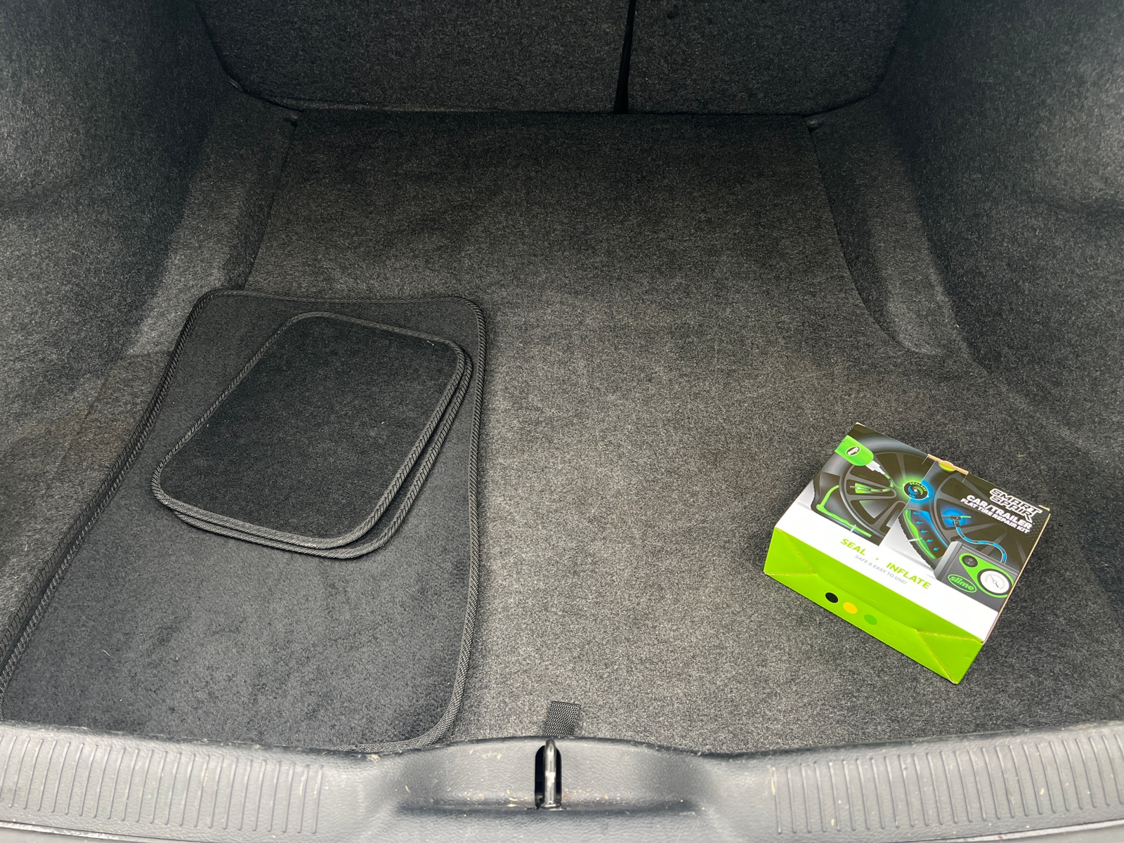 Thumbnail: 2020 Dodge Charger - 7