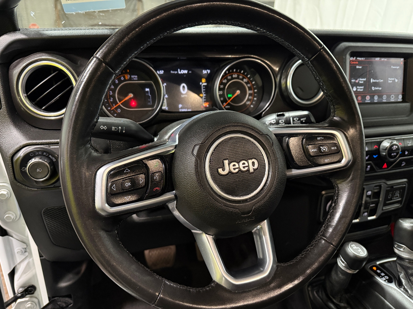 Thumbnail: 2019 Jeep Wrangler - 4